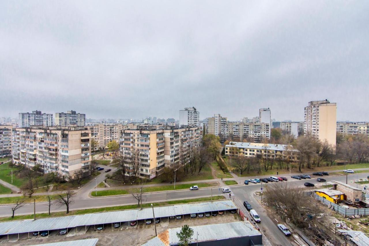 Стильные Апартаменты,Метро Вырлица,Метро Харьковская Kiev Exterior foto